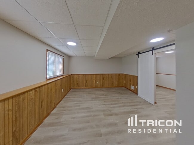 512 Green Ave SE in Watertown, MN - Building Photo - Building Photo
