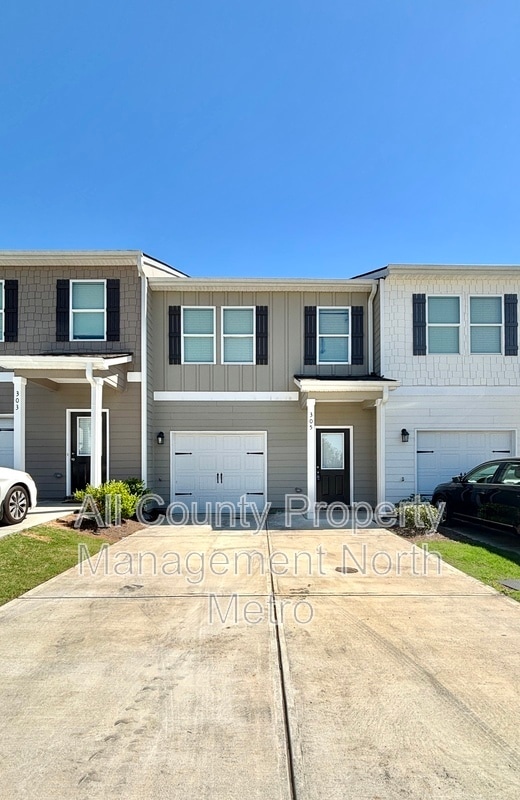 property at 305 Rolling Grn Dr