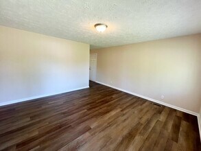 2656 Calbert Dr in Indianapolis, IN - Building Photo - Building Photo