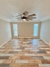 228 Prairie View Ln in Red Oak, TX - Foto de edificio - Building Photo