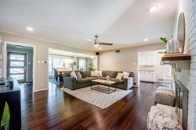 6941 Dalhart Ln in Dallas, TX - Building Photo - Building Photo