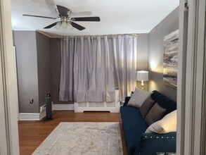 1254 Marlyn Rd, Unit 2nd fl in Philadelphia, PA - Foto de edificio - Building Photo