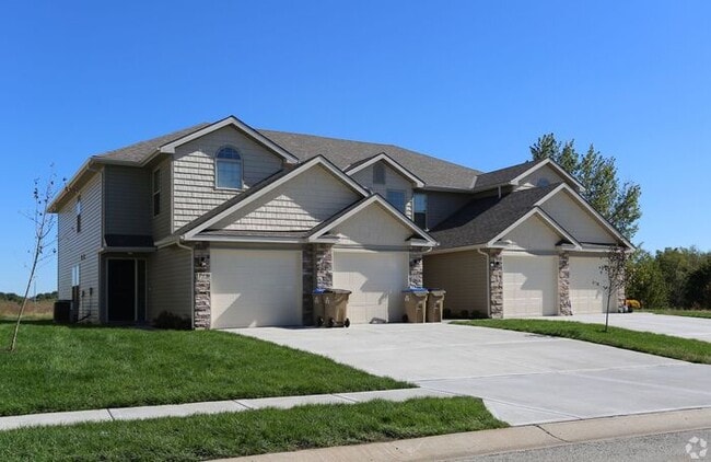 property at 2108-2114-2114 Hickoryleaf Ln