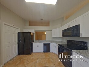 1301 Wildberry Ln in Deltona, FL - Building Photo - Building Photo