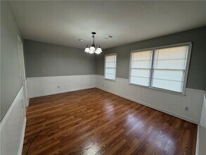 481 NW Woodland Dr in Gainesville, GA - Building Photo - Building Photo