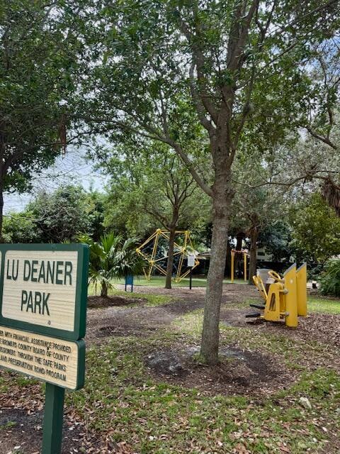 2207 NE 33rd Ave in Fort Lauderdale, FL - Building Photo - Building Photo