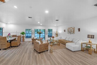 4419 Hidden Harbour Terrace in Fort Lauderdale, FL - Building Photo - Building Photo