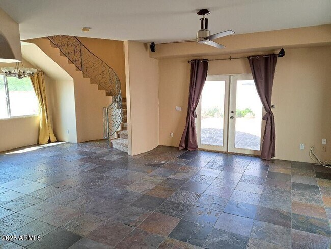 1012 N Henry Dr in Chandler, AZ - Building Photo - Building Photo