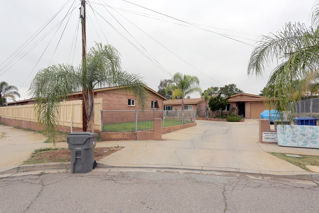 1042-1060 Coleen Ct in El Cajon, CA - Building Photo - Building Photo