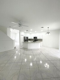 9964 NW 18th St in Pembroke Pines, FL - Building Photo - Building Photo