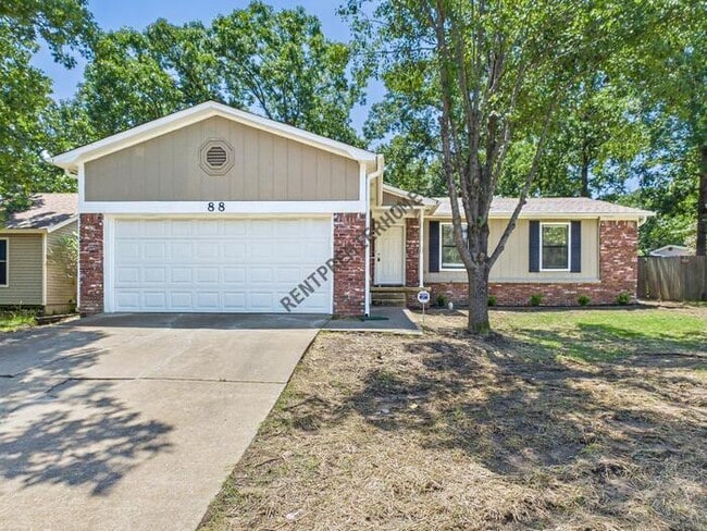 property at 88 Oak Forest Loop