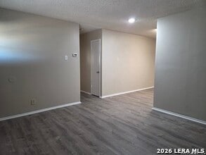 10807 Green Brook Dr in San Antonio, TX - Building Photo - Building Photo