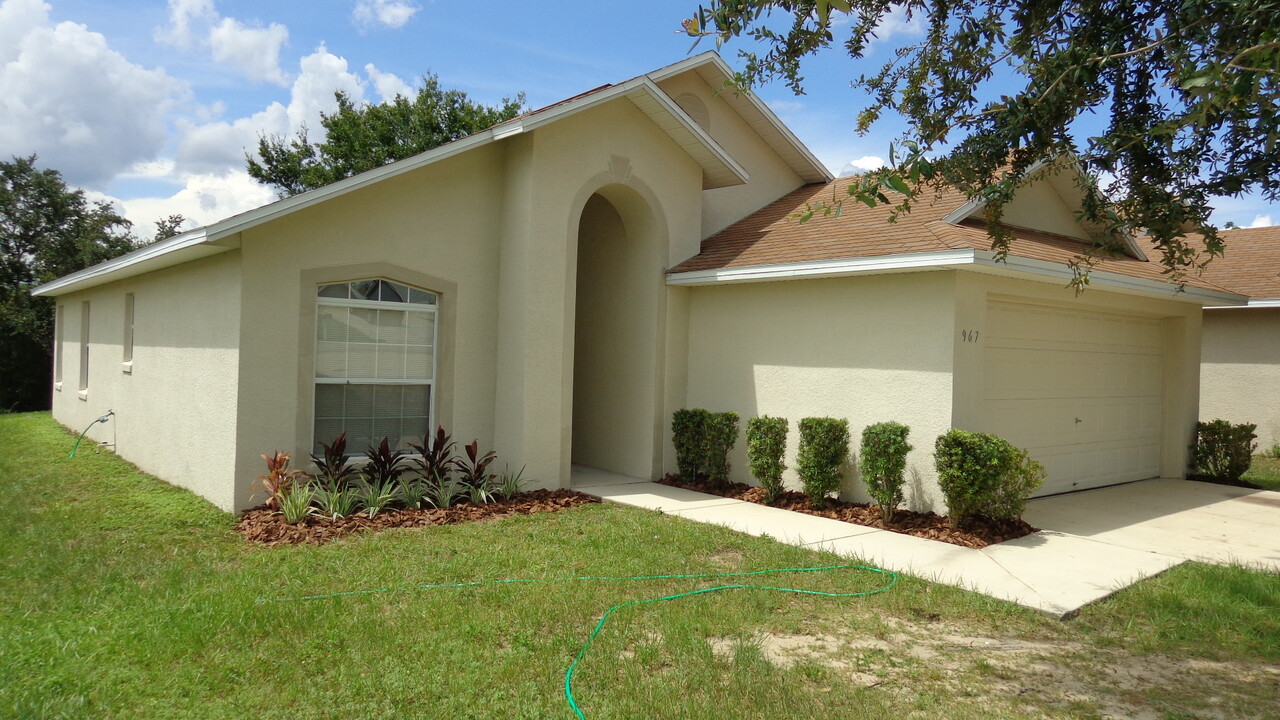 967 Old Scenic Hwy in Lake Wales, FL - Building Photo