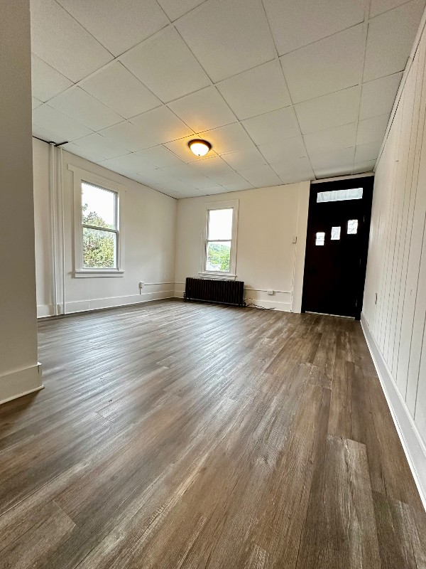 27 E 6th St in Jim Thorpe, PA - Building Photo - Building Photo