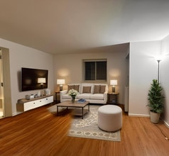 274 5th St E in North Vancouver, BC - Building Photo - Building Photo