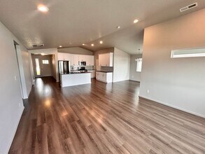 506 N Arc Ct in Spokane Valley, WA - Building Photo - Building Photo