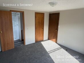 6622 Country Ln in Belleville, MI - Building Photo - Building Photo