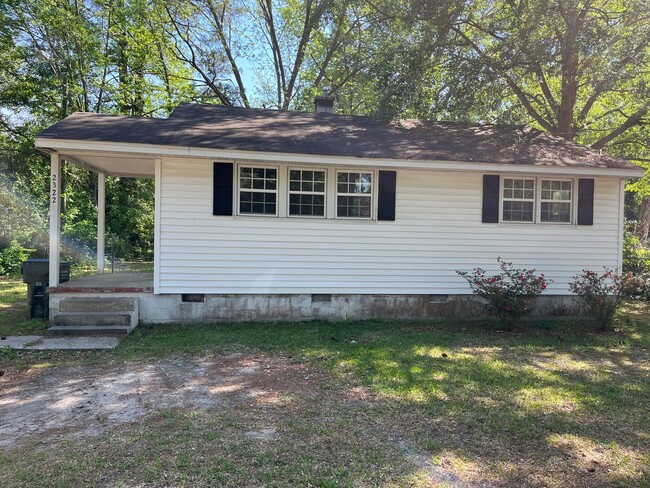 property at 2322 Briarfield Rd