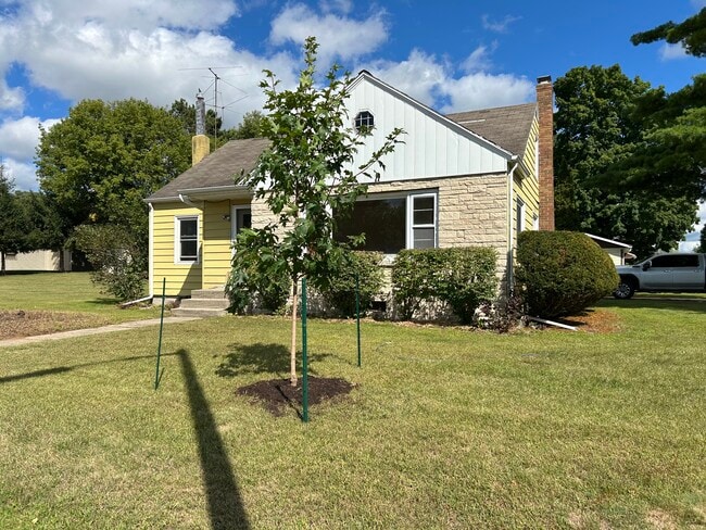 property at 1350 S Main St