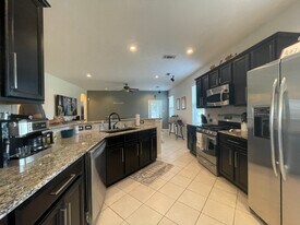 2898 Torano in League City, TX - Building Photo