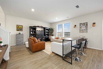 6434 Lakeview Haven Dr in Houston, TX - Building Photo - Building Photo