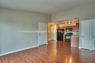 5380 Bedford Terrace in Alexandria, VA - Building Photo - Building Photo