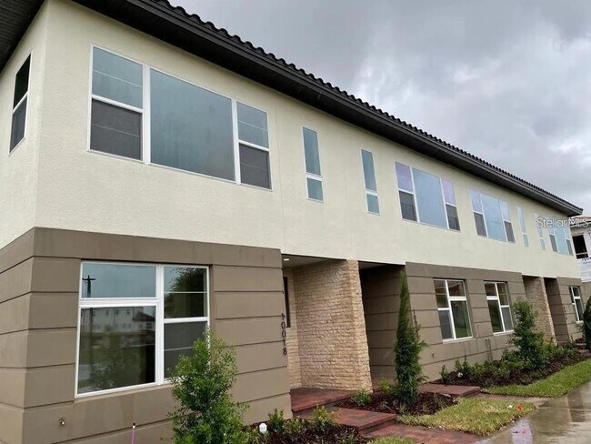 property at 10024 Sunnifa Aly