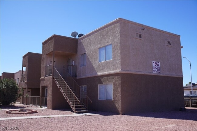 property at 1662 N Lamont St