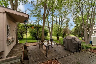 1101 Sausalito Ct in Bartlett, IL - Building Photo - Building Photo