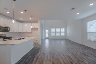 15117 Wild Gully Wy in Conroe, TX - Foto de edificio - Building Photo