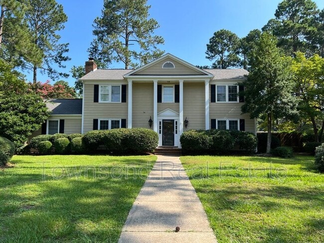 property at 2814 Mirror Lake Dr