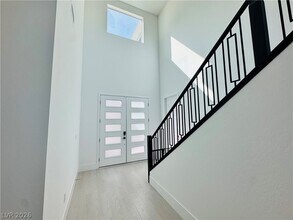 338 Kandinsky Ct in Henderson, NV - Building Photo - Building Photo