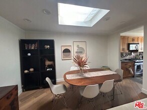 1144 10th St in Santa Monica, CA - Building Photo - Building Photo