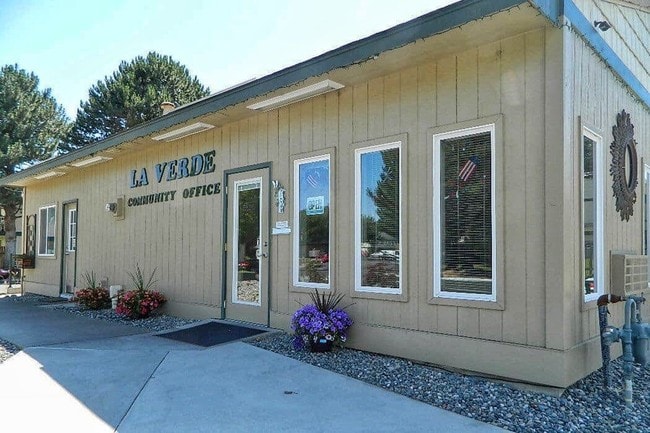 La Verde in Richland, WA - Building Photo - Building Photo