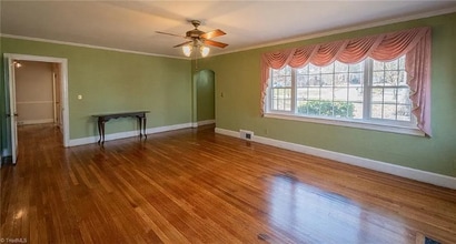 208 Tremont Dr in Burlington, NC - Building Photo - Building Photo