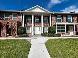 5850 Cypress Gardens Blvd in Winter Haven, FL - Building Photo