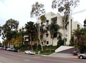 Parkridge Village Apartments in San Diego, CA - Building Photo - Building Photo