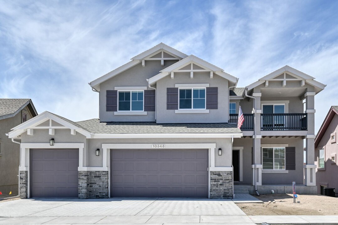 10348 Elevated Ln in Colorado Springs, CO - Building Photo