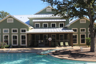 Gateway Northwest Apartments in Georgetown, TX - Building Photo - Building Photo