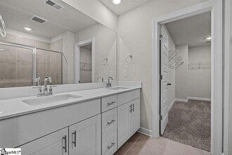 399 Brockman McClimon Rd in Greer, SC - Building Photo - Building Photo