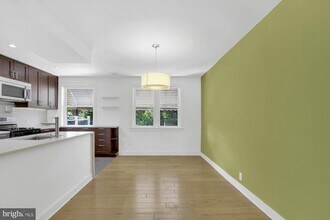 342 Dawson St in Philadelphia, PA - Building Photo - Building Photo