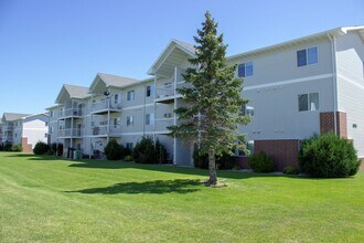 Osgood Townsite Apartments in Fargo, ND - Building Photo - Building Photo