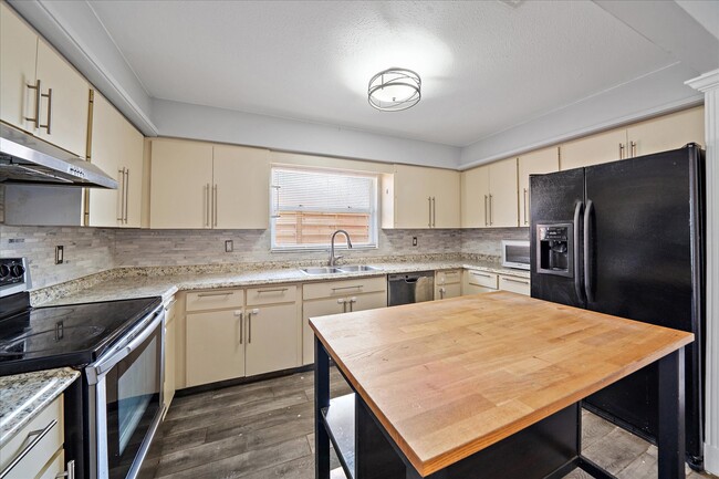 2619 Robinson Ave in Sarasota, FL - Building Photo - Building Photo