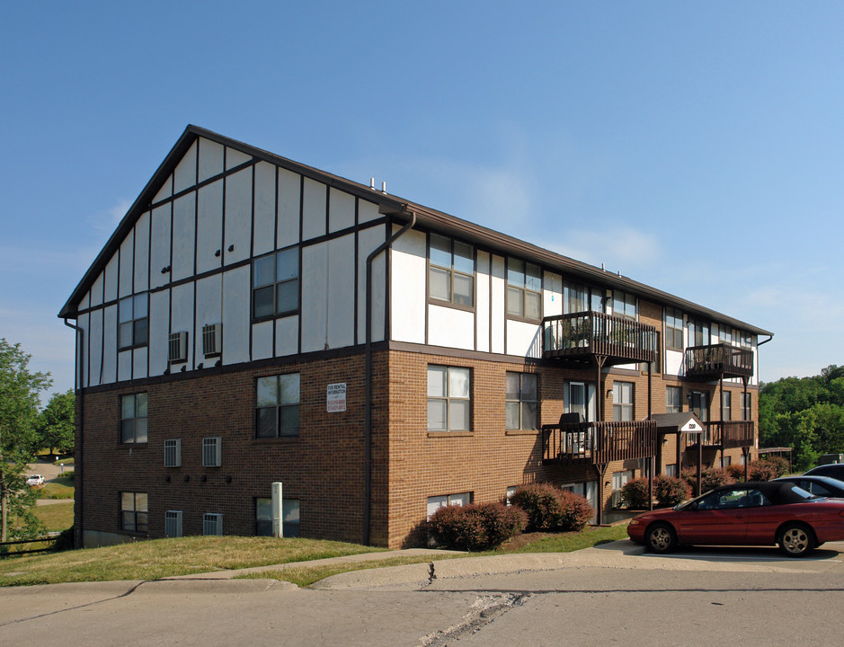 1200-1300 Downing St in Newport, KY - Building Photo