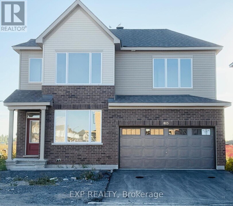 805 Anemone Mews in Ottawa, ON - Building Photo