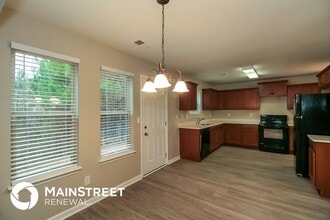 7826 Bell Tower Ln in Fairburn, GA - Building Photo - Building Photo