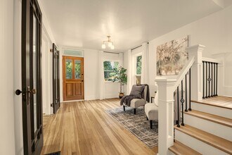 200 W Cheyenne Rd in Colorado Springs, CO - Building Photo - Building Photo