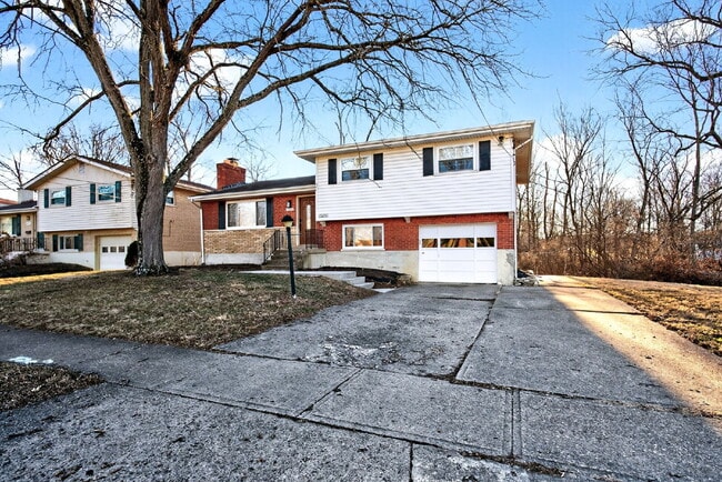 8980 Cherry Blossom Ln in Cincinnati, OH - Building Photo - Building Photo
