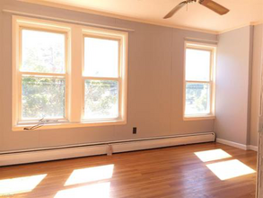 7 High Street Pl, Unit 1 in Brookline, MA - Building Photo - Building Photo