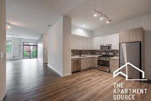 2550 S Wabash Ave in Chicago, IL - Building Photo